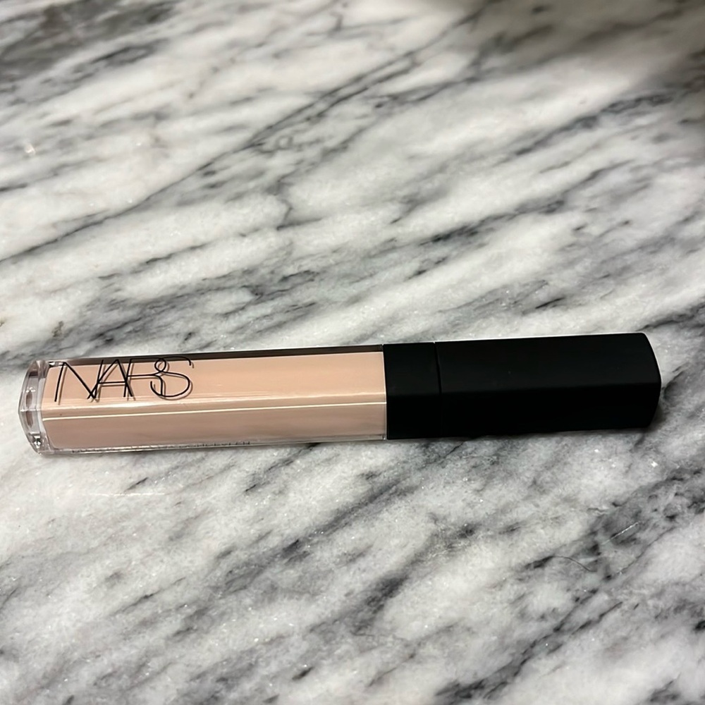 NARS radiant creamy concealer